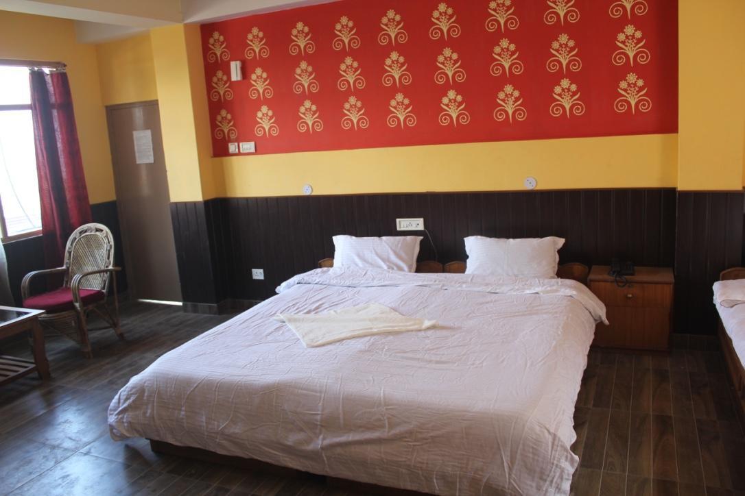 The Ace Pine Valley Hotel Pelling Exterior photo